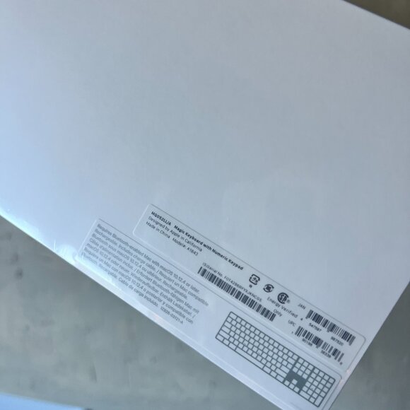 Apple Magic Keyboard - BRAND NEW - Picture 11 of 11